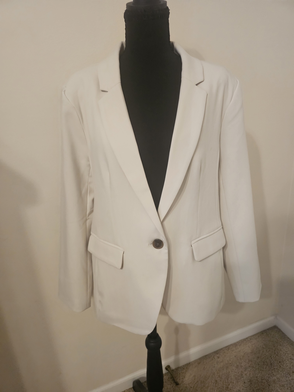 Old Navy Cream Single-Button Notch Lapel Blazer